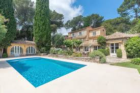 achat villa bord de mer avec piscine