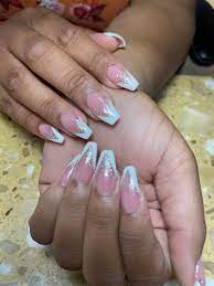 only nails and spa
