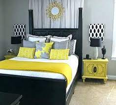 yellow bedroom decorating ideas