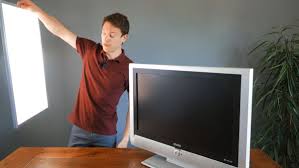 Your tv should now be connected to your computer. How To Turn Busted Lcd Tvs And Monitors Into Realistic Diy Light Panel