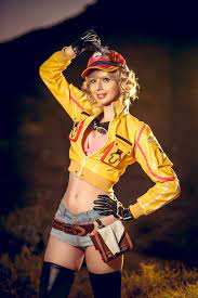 Suzi Hunter on X: FFXV came out… FIVE YEARS AGO! Omg. I still love that  game. It kick started the Sphere Hunter, you guys have to thank FFXV! I  cosplayed Cindy (Cidney)