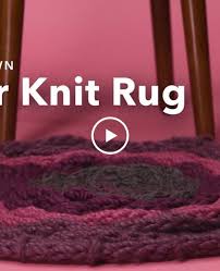 finger knitting hula hoop rug diy