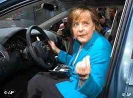 De ce vrea angela merkel o mașină fără șofer? Angie Admits To Bad Driving News And Current Affairs From Germany And Around The World Dw 14 11 2006