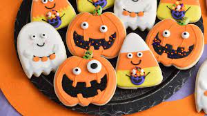 cute decorated halloween sugar cookies