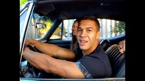 Cheslin kolbe (born 28 october 1993) is a south african professional rugby union player who currently plays for the south africa national team and for toulouse in the top 14 in france. Top Billing Features Cheslin Kolbe Full Insert Youtube