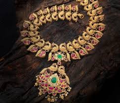 traditional antique gold pea