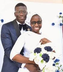 beautiful nigerian bride goes all