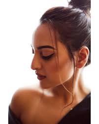 sonakshi sinha s makeup proves that you