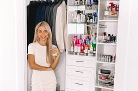 A closet system can also help you store items like bedding with ease. How Much Do California Closets Cost Custom Closet Pricing Review