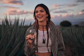 November 3, 1995) is a model and tv personality who is featured on jenner is the eldest daughter of bruce jenner and kris jenner. Cultural Appropriation Kendall Jenner S 818 Tequila Is Rained With Criticism And Memes After Launch