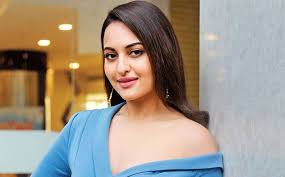 try sonakshi sinha s go to make up