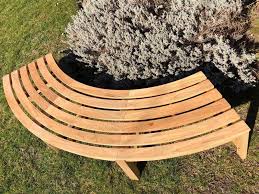 Backless Curved Bench Sustainably