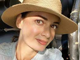 subtle makeup tips to learn from dia mirza