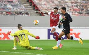 Copyright 2021 the arsenal football club plc. Pierre Emerick Aubameyang Scores Twice As Arsenal Complete Comeback Against Benfica