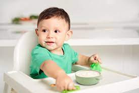 Bắt đầu ăn dặm bằng bột ngũ cốc hữu cơ để trẻ phát triển khỏe mạnh ngay từ  giai đoạn đầu đời