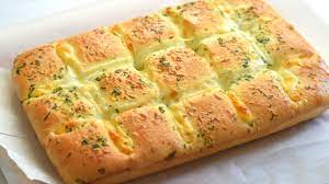 easy cheesy garlic bread recipe from