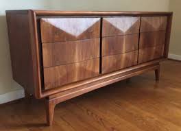 Kroehler signature series style mid century walnut and brass 8 drawer lowboy dresserthis dresser is 64 wide x 20 deep x 31 inches high. Mid Century Modern Dresser From The Diamond Series By Kagan For United