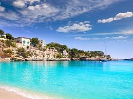 It is situated on the south coast of mallorca on the bay of palma. Stadtereisen Nach Palma De Mallorca Buche Flug Hotel Mit Opodo