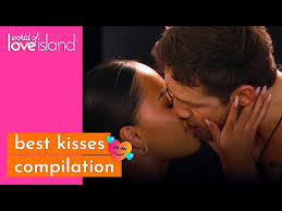 most hot and romantic kisses