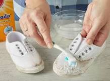 how-do-you-clean-white-leather-shoes-with-vinegar