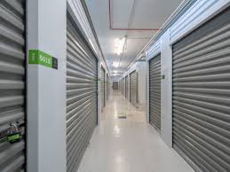 storage units storage lockers