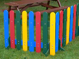 Kedel Rainbow Fence Education