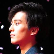 He was known to have great abilities and passion in track and field sports, baseball and volleyball. Mackenyu