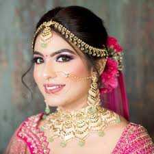 stream bridal makeup in lucknow by