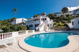 Prenota direttamente online e rendi indimenticabile la tua vacanza! Ville E Appartamenti Economici A Son Bou Menorca