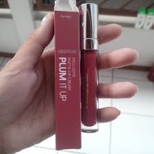 wardah lip cream matte no 12 plum it