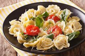 cheese tortellini salad with spinach