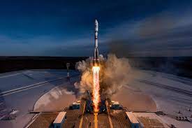 semi-commercial Soyuz launch ...