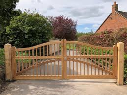 Wooden Driveway Gates In Oxfordshire