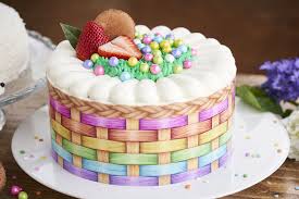 Paris Baguette introduces Easter Pi?ata Cake | Bake Magazine