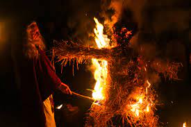 Druide beim Samhain Ritual Foto & Bild ...