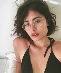 See more ideas about short hair glasses, short hair styles, short hair cuts. Cabelo Curto Short Hair Girl And Glasses Image 6593932 On Favim Com