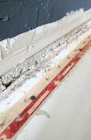 how to remove carpet tack strips 2