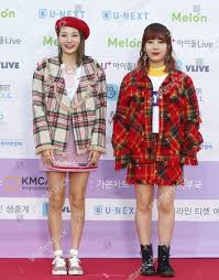 South Korean Girl Duo Bolbbalgan4 Members Pose Editorial