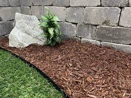 mulch and bark chips groundcover