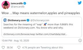 Here are other dumb things celebrities have put on social media: 13 Of The Funniest Celebrity Tweets We Have Seen In The Last Couple Of Weeks We Live In A Beautiful World Pindventure