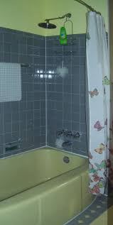 Remove Shower Doors From A Bathtub