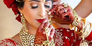 beauty parlour for bridal makeup near