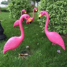 Jual 2 Plastic Pink Flamingo Lawn