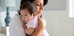 Caranya adalah dengan menggendong bayi di dada, dengan. 5 Tips Dan Cara Untuk Menyendawakan Bayi Selepas Minum Susu Theasianparent Malaysia