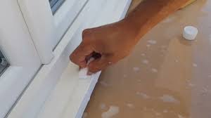 rénover fenêtre PVC avec dentifrice - YouTube