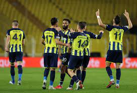 Fenerbahçe'nin Konferans Ligi play-off turu kura çekimi ne zaman? Muhtemel  rakipleri kim? |