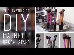 organisation ideas for makeup brushes
