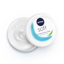nivea soft light moisturizer cream