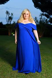 Rebel wilson's incredible weight loss journey. See Rebel Wilson Flaunting Killer Figure In Chic Leather Skirt And Fuzzy Blue Crop Top