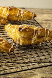 puff pastry apple turnovers er